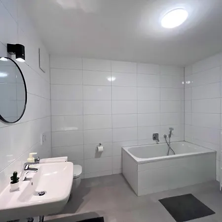 Modern And Cozy In Lejlighed