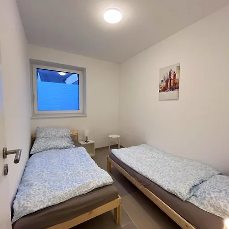 Modern And Cozy In Lejlighed